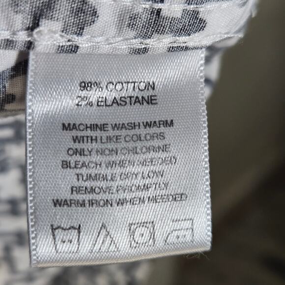 Foxcroft Women's Black And White Geometric Chain Design. Size Large - Picture 8 of 9